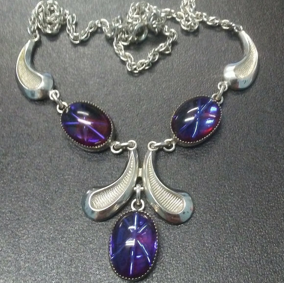 Vintage AMCO Jewelry - RARE STAR DRAGONS BREATHE Necklace & Earrings